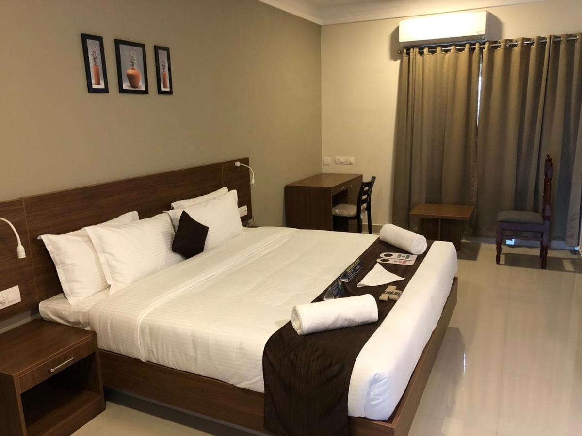 וואיאנאד Hotel Mayo מראה חיצוני תמונה