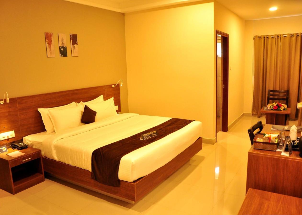 וואיאנאד Hotel Mayo מראה חיצוני תמונה